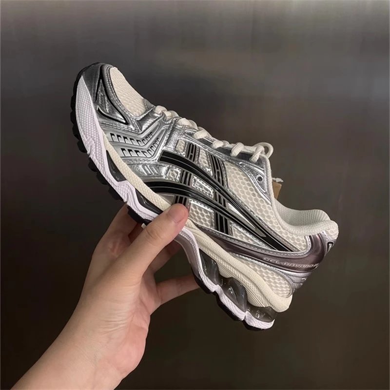 ASICS Men's and Women's Casual Shoe photo 4