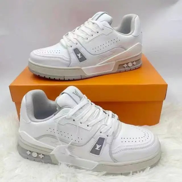 Louis Vuitton Sneakers photo 7