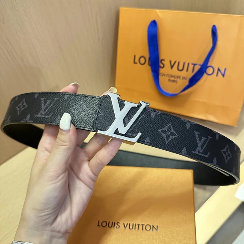 Louis Vuitton Men's Smooth Cowhide Double-Sided Belt photo 7
