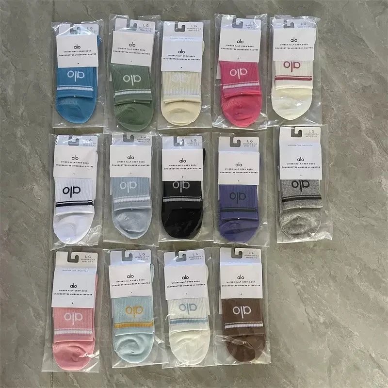 Alo Unisex Half-Crew Sock White Black Pink Gray Off-White Light Blue Pink Green Casual