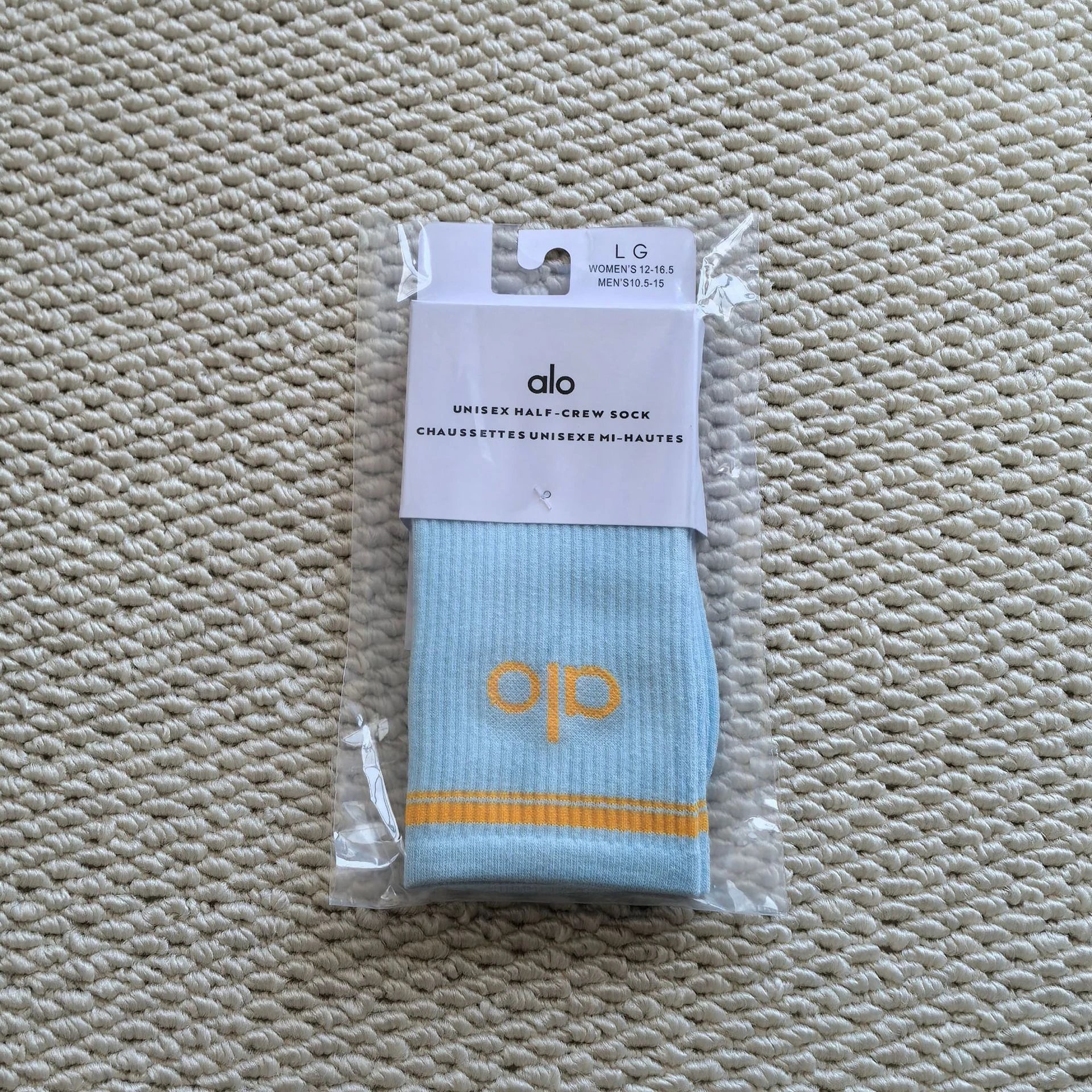 Alo Unisex Half-Crew