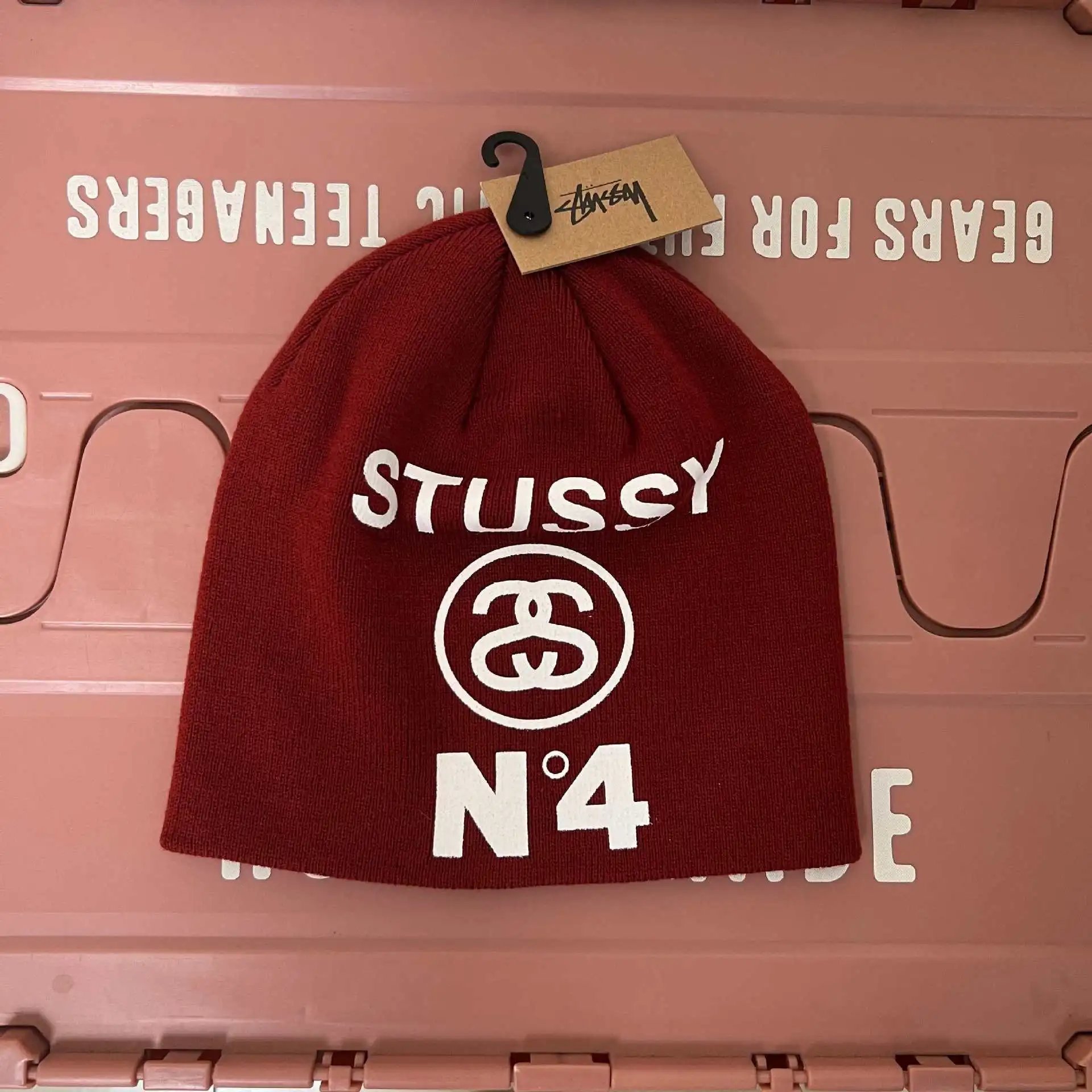 Stussy N°4 Red Hat