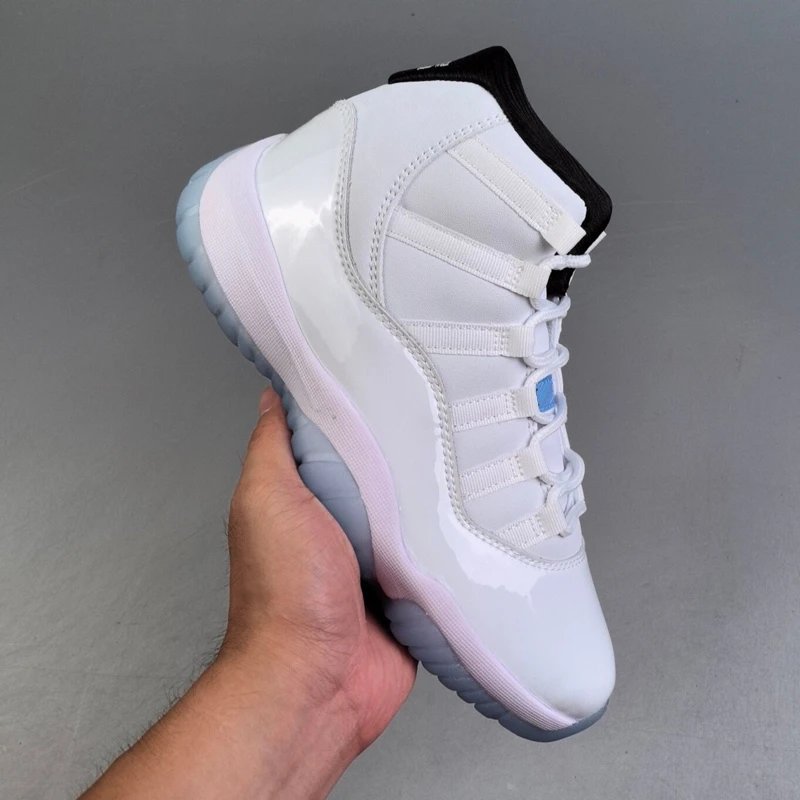 Air Jordan 11 White 