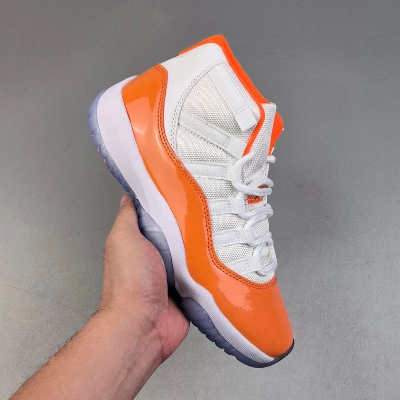 Air Jordan 11 White 