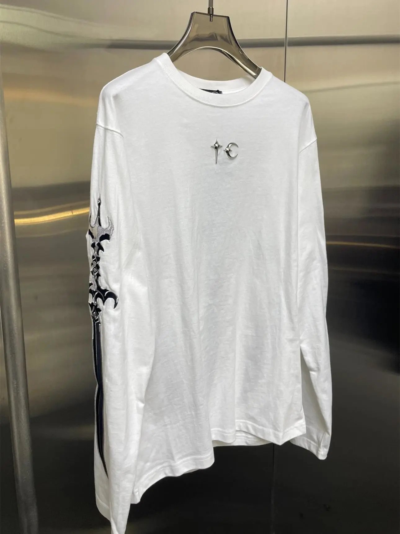White Long Sleeve T-Shirt With Black And Silver Sword Embroidery Gothic Style