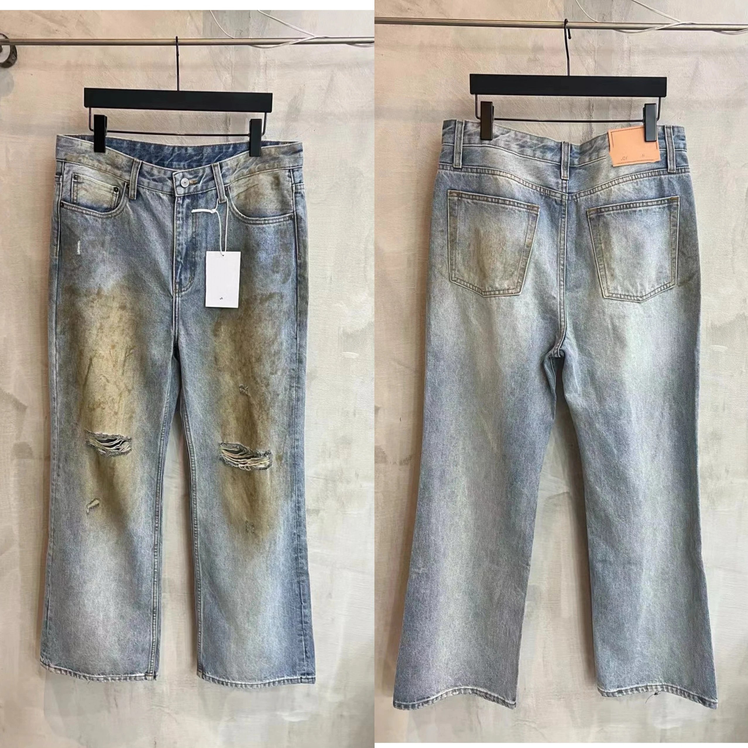 Butterfly Badge Embroidery Distressed Jeans photo 3