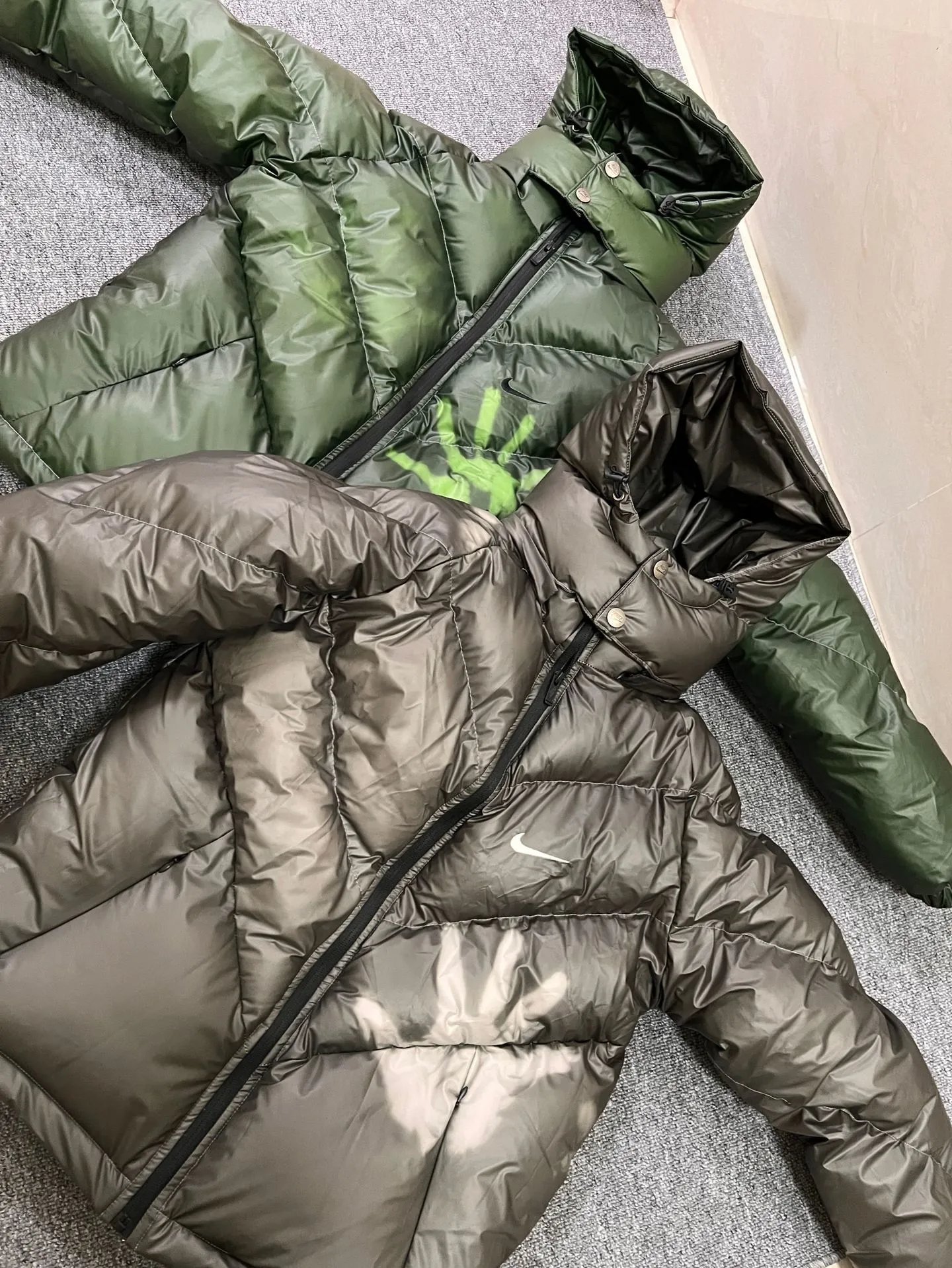 Nike x Off-White Down Jacket Army Green Handprint Print - 2