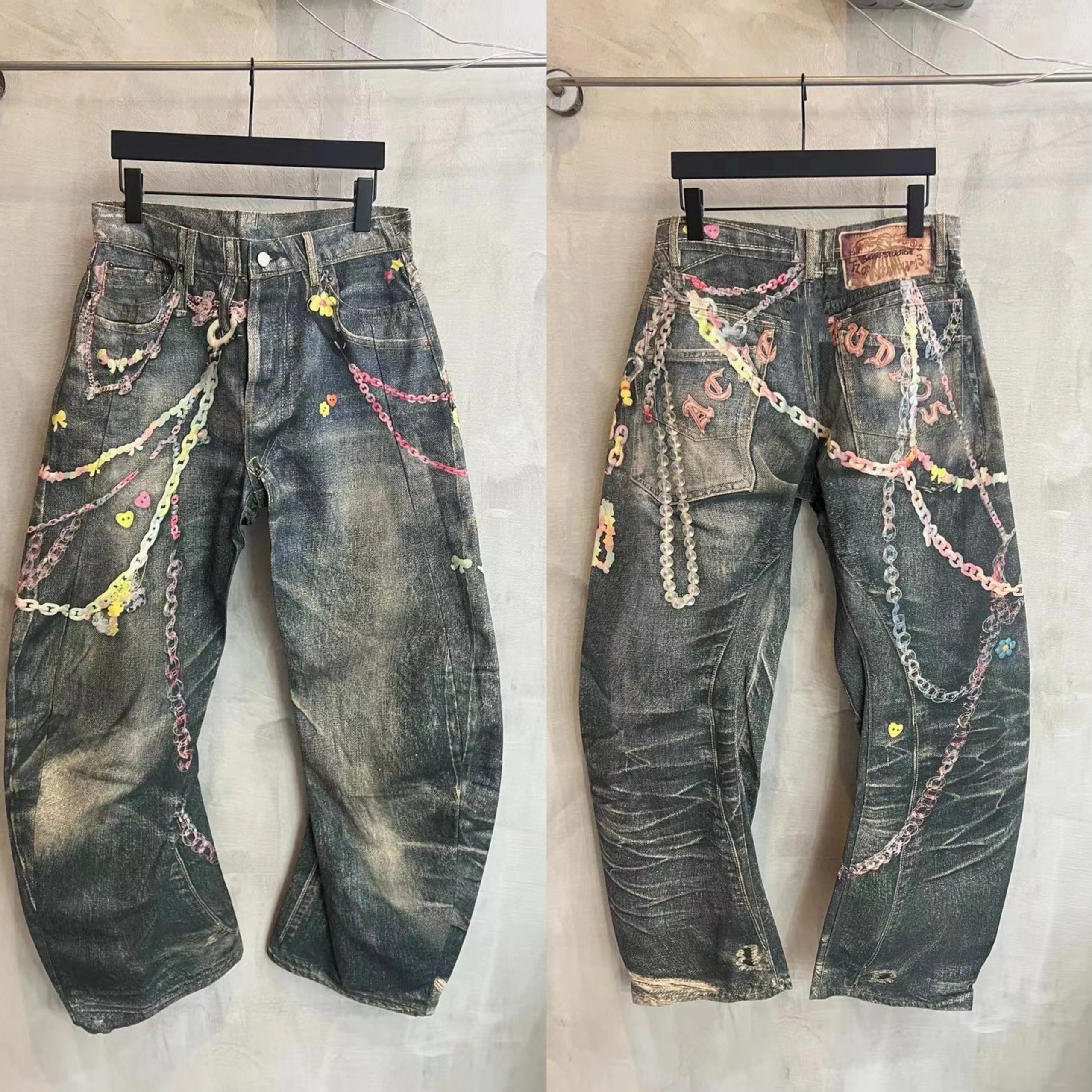 Butterfly Badge Embroidery Distressed Jeans photo 5
