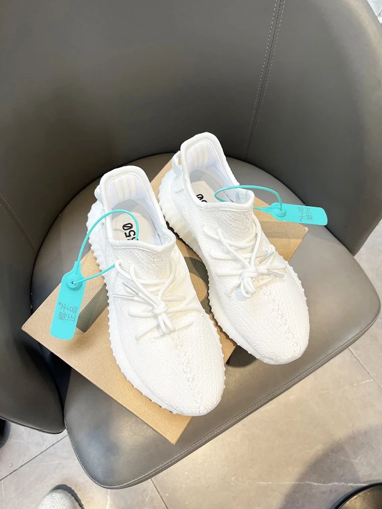 Adidas Yeezy 350 Sports Shoes