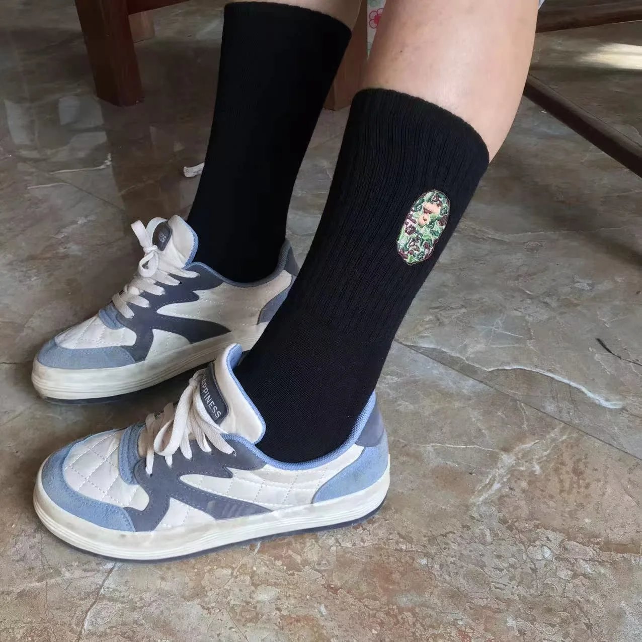 Design Embroidered Ocean Motif Crew Sock White - 5