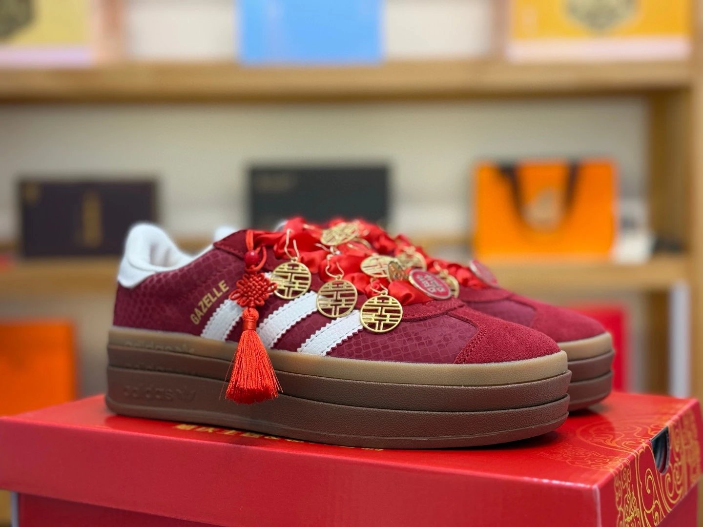 Adidas Gazelle Burgu
