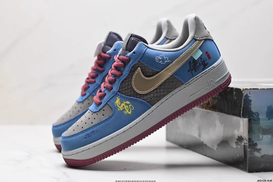 Nike Air Force 1 Supreme Joint Sneaker photo 2