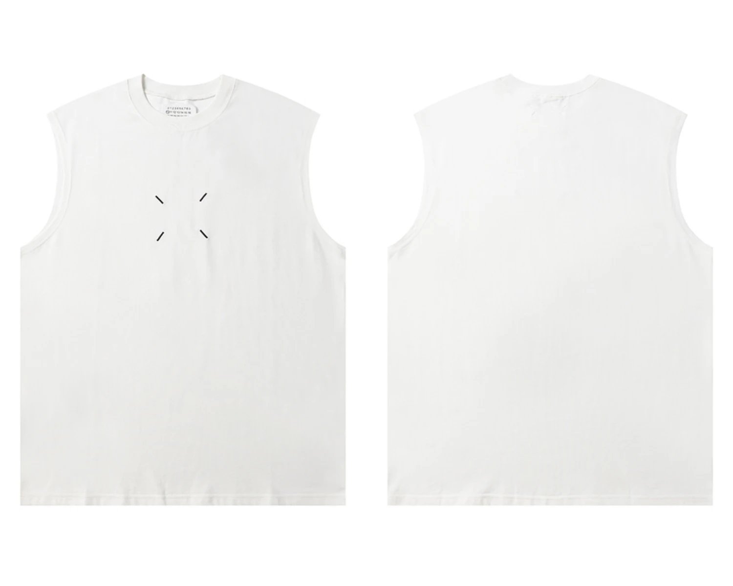 Goomwe White T-Shirt