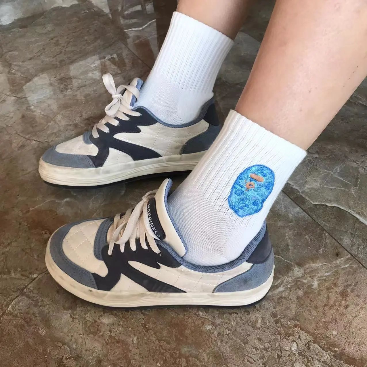 Design Embroidered Ocean Motif Crew Sock White - 4