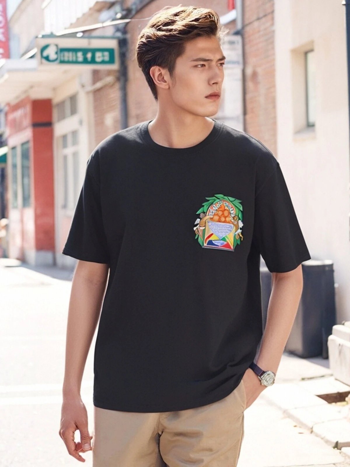 Casa Blanca White Graphic Print T-Shirt