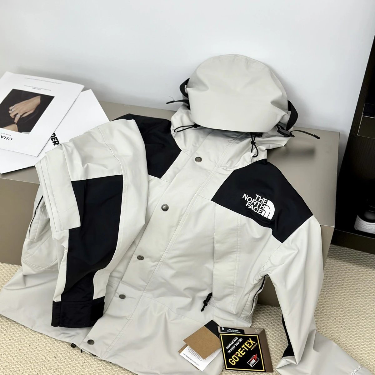 The North Face Mount