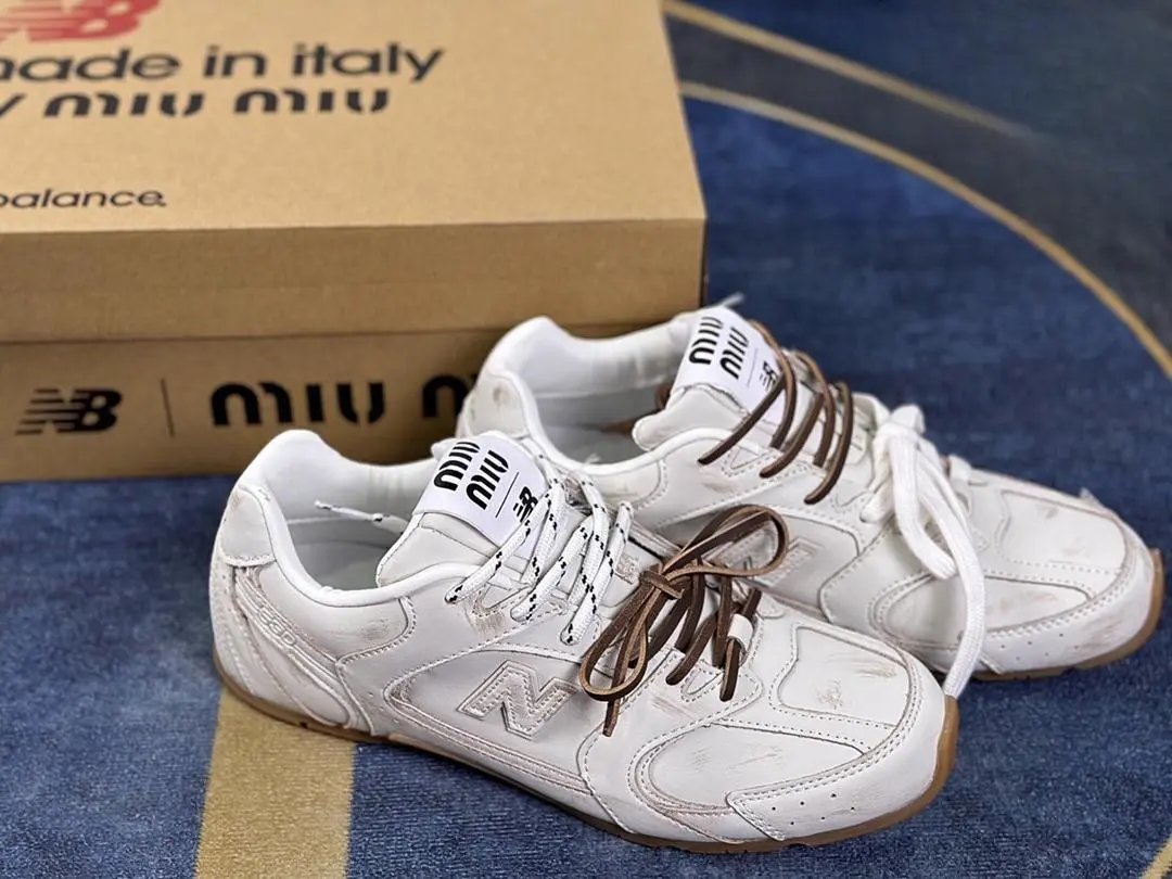 Casual Sneakers photo 2
