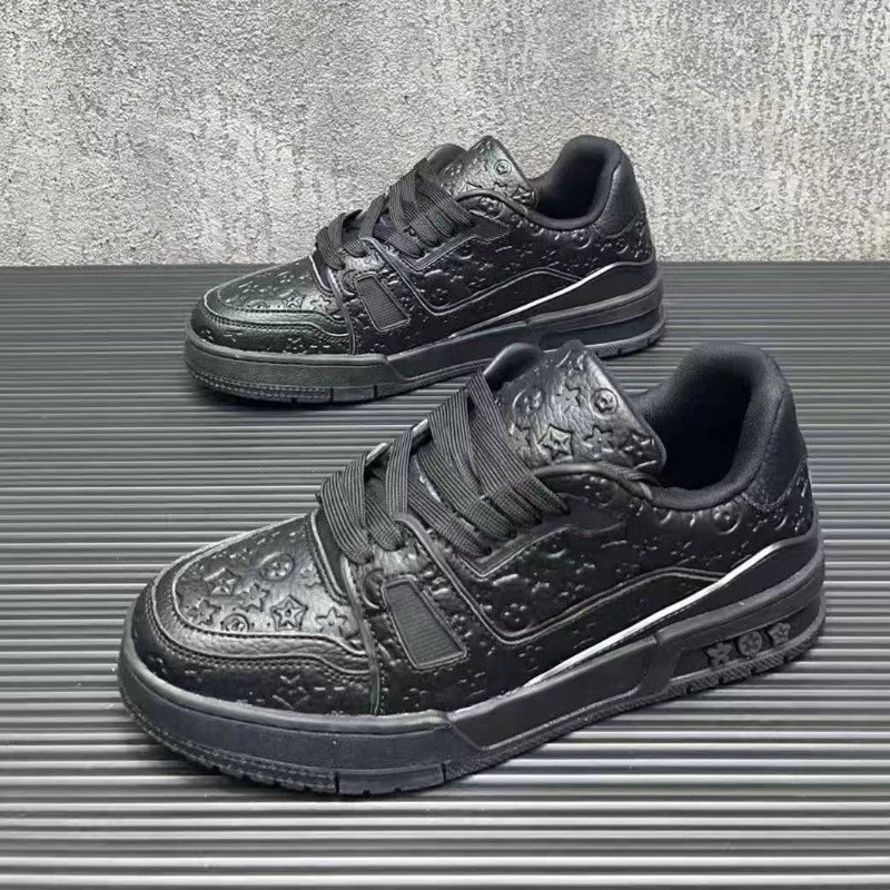 Louis Vuitton Black 
