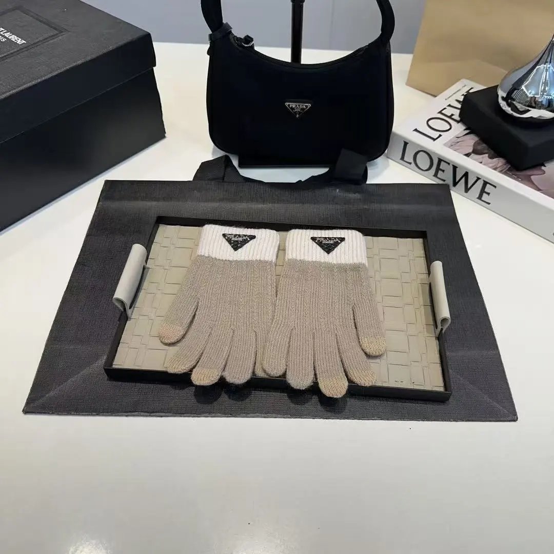 Prada Gloves Knit Logo Plaque — 1