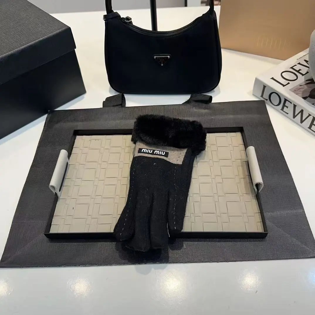 Dior Leather Gloves with Horsebit Buckle Black Gloves - 13