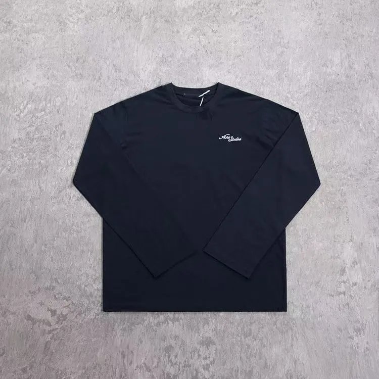 Small embroidered letter long sleeved navy blue