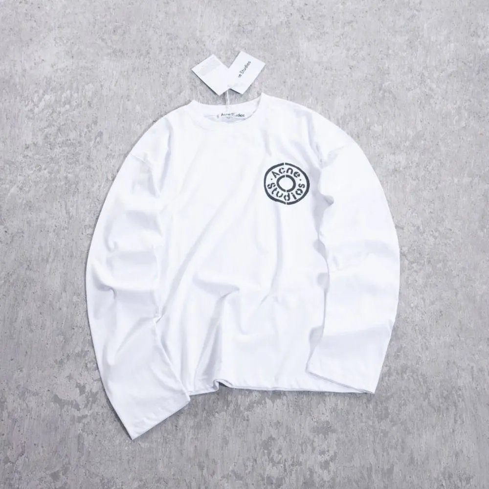 Pioneer Logo Circle Letter White