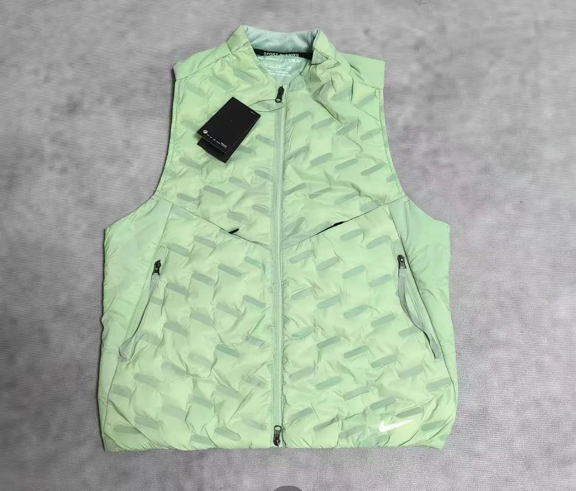 Nike AeroLayer Vest Purple Outerwear.vest - 13