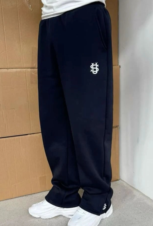 Corteiz Mixed hooded puffer jackets, zip hoodies, and tracksuits image 11