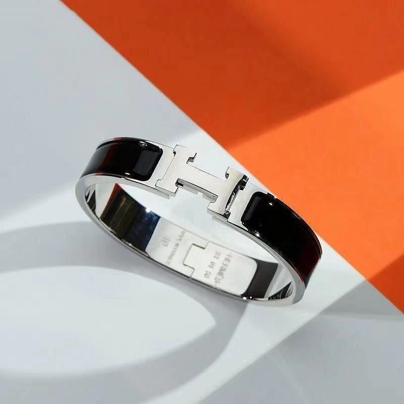 Hermès Clic H Bracelet Black Enamel Silver-Plated Bracelet - 1