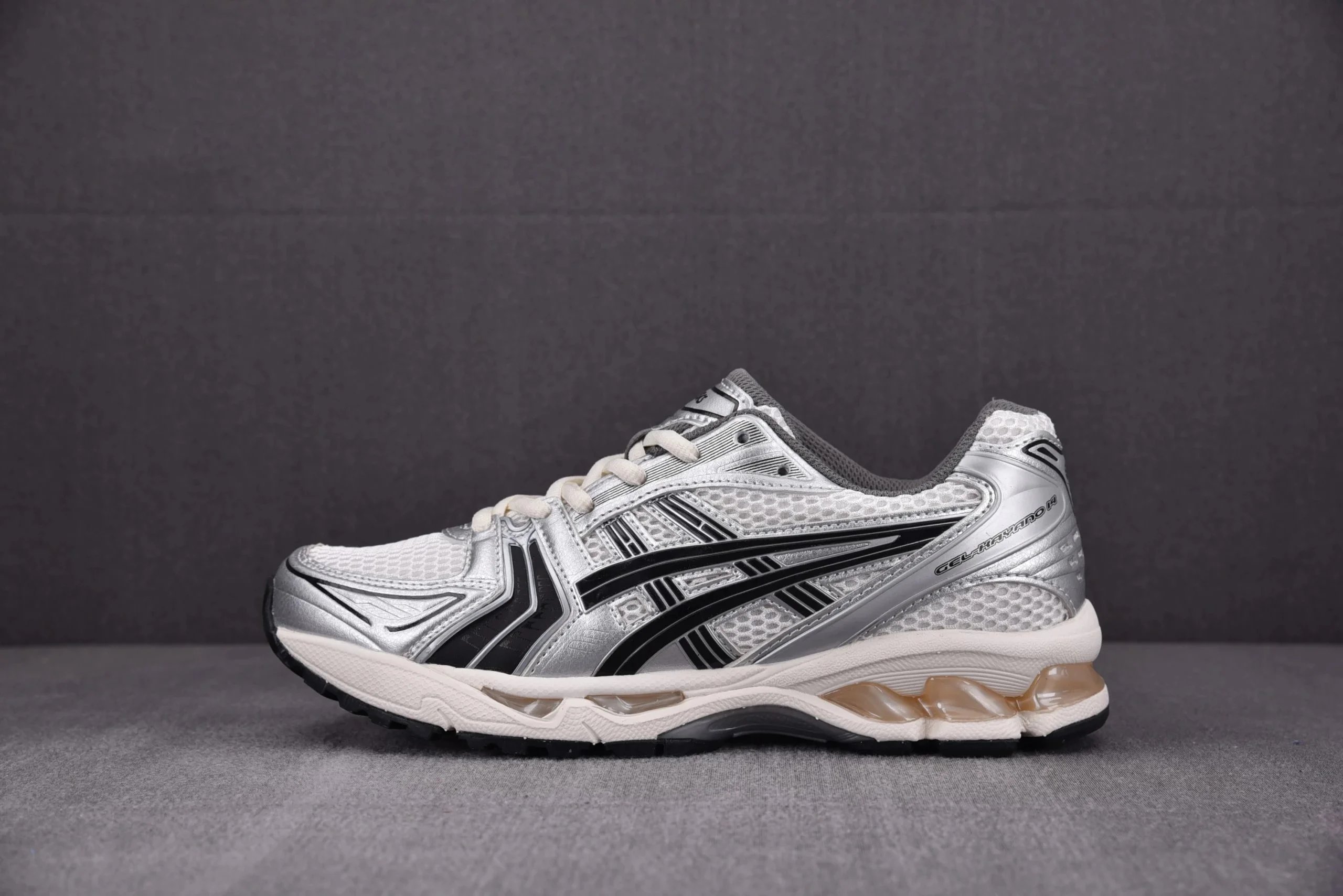 Silver Black 1201A457-101