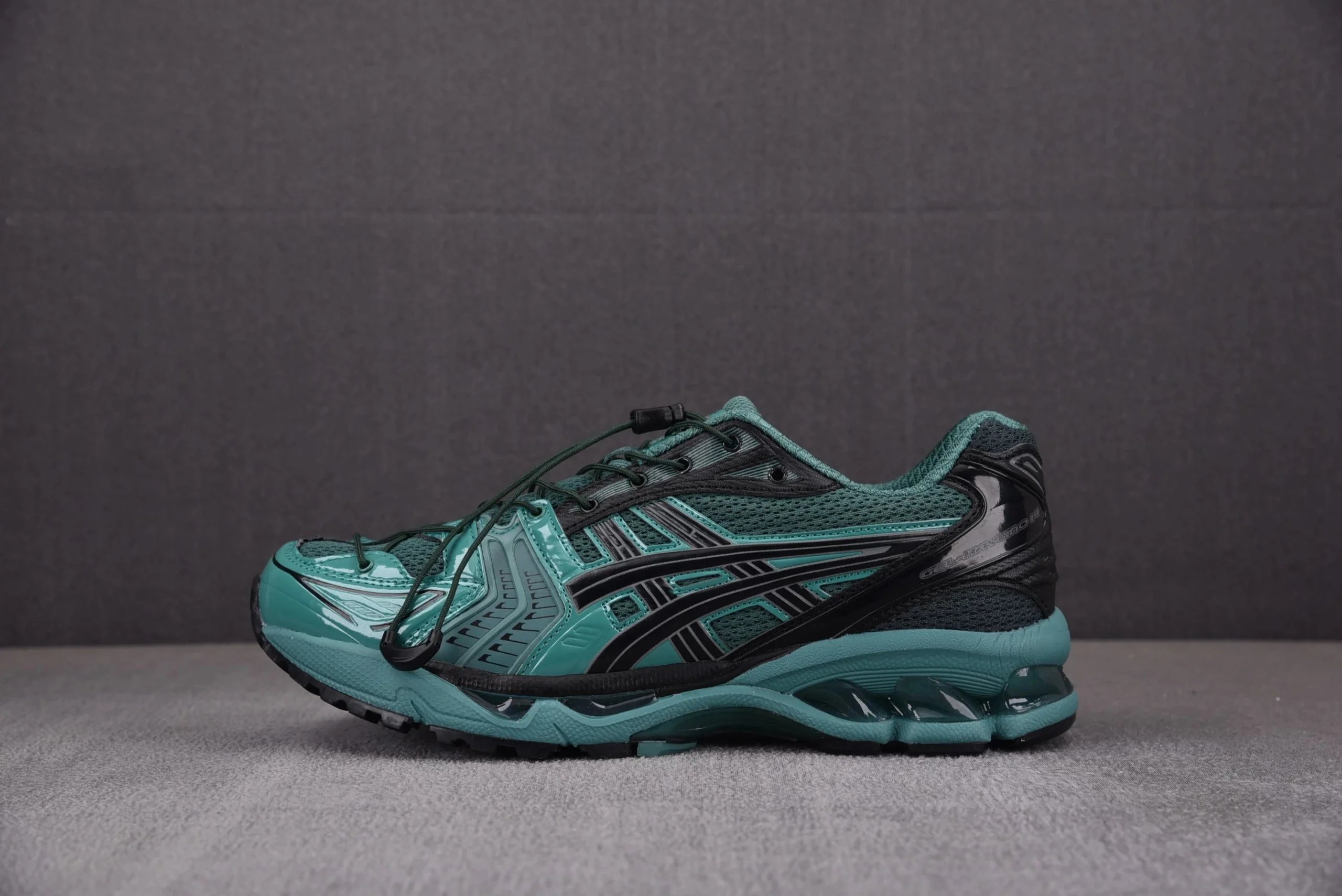Black Green 1201A922-300