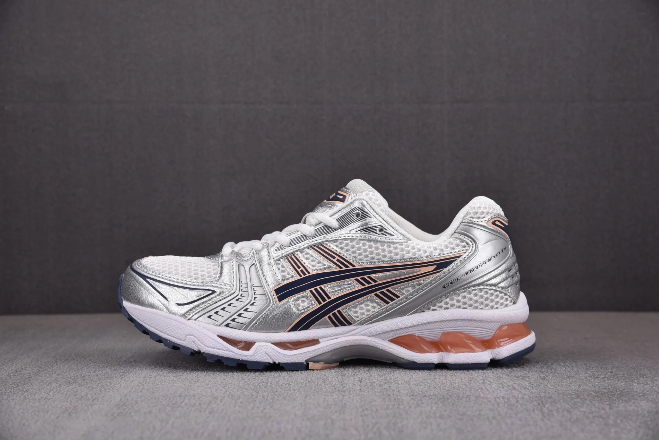 Silver White Orange 1202A056-103