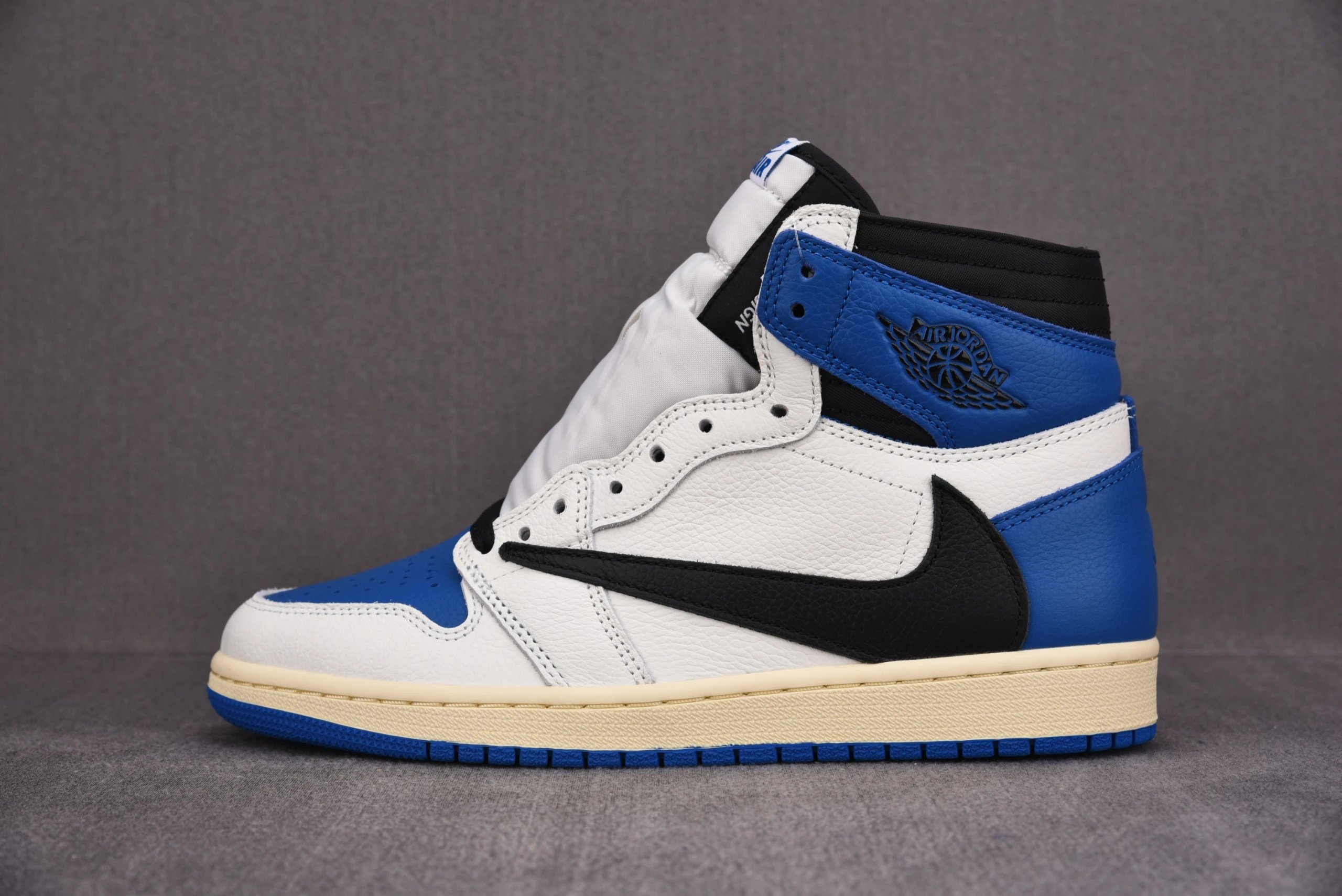 High“Military Blue”DH3227-105