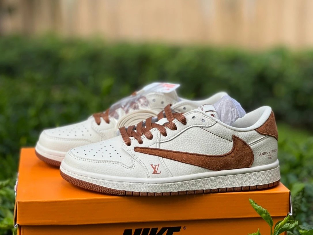 LV Co-branded White Brown LX1988-900