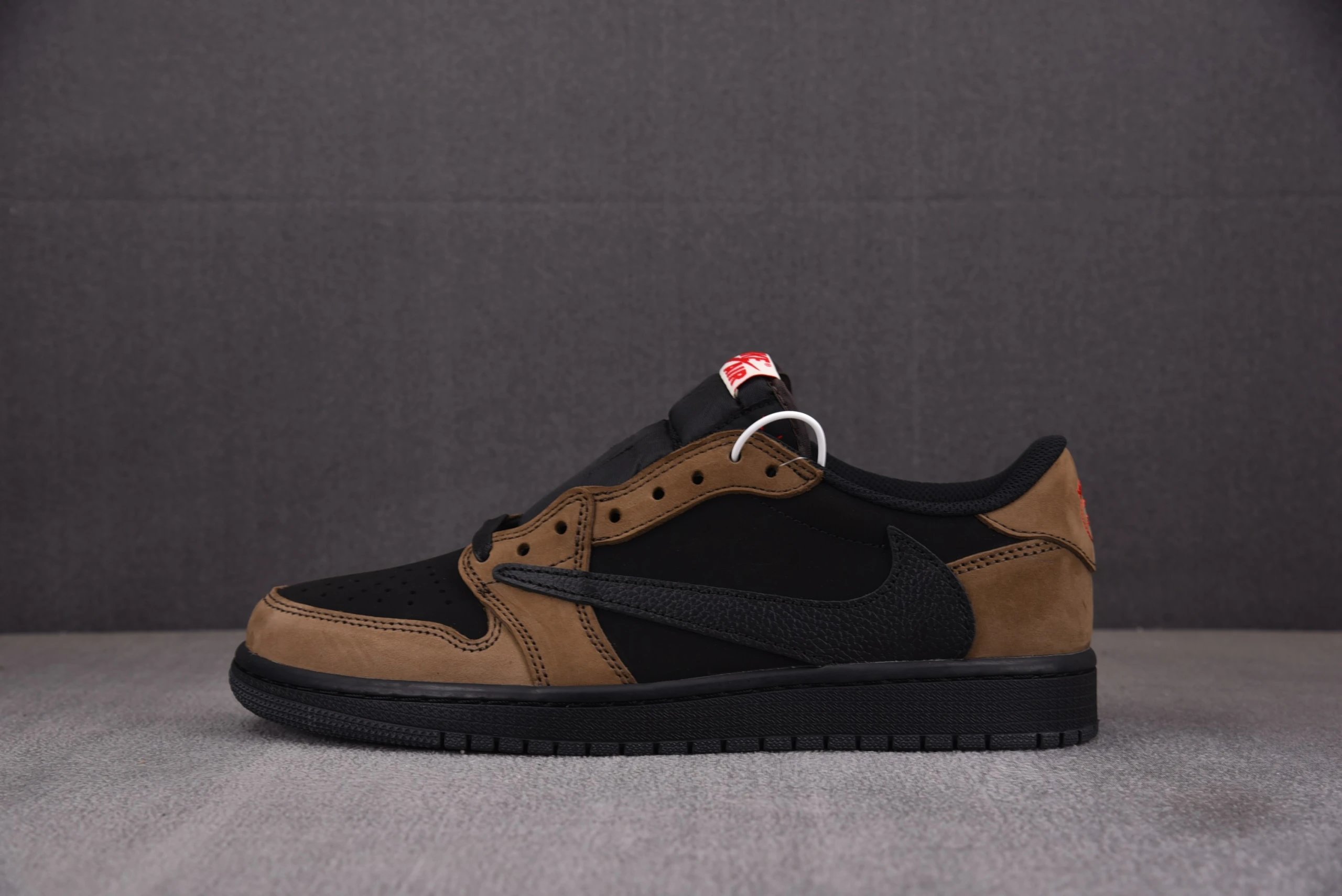 Black Brown DM7866-202