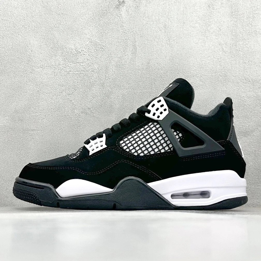 White and Black Thunder God [FQ8138-001]