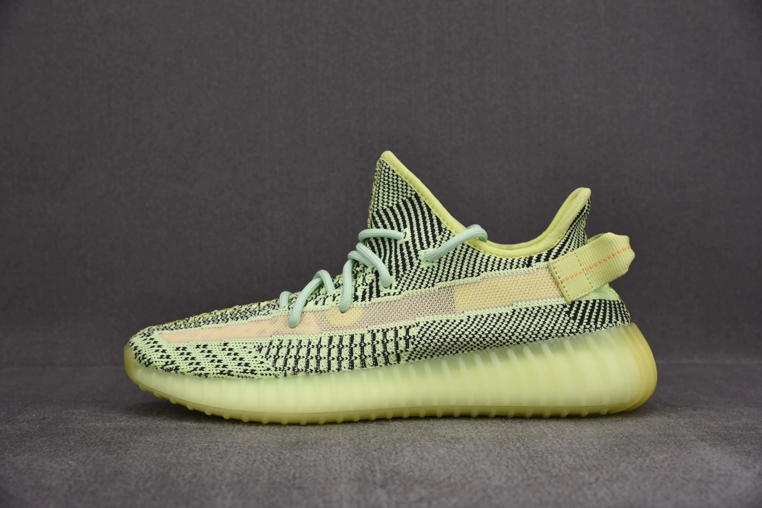 Black Green Angel Luminous Zebra FW5191