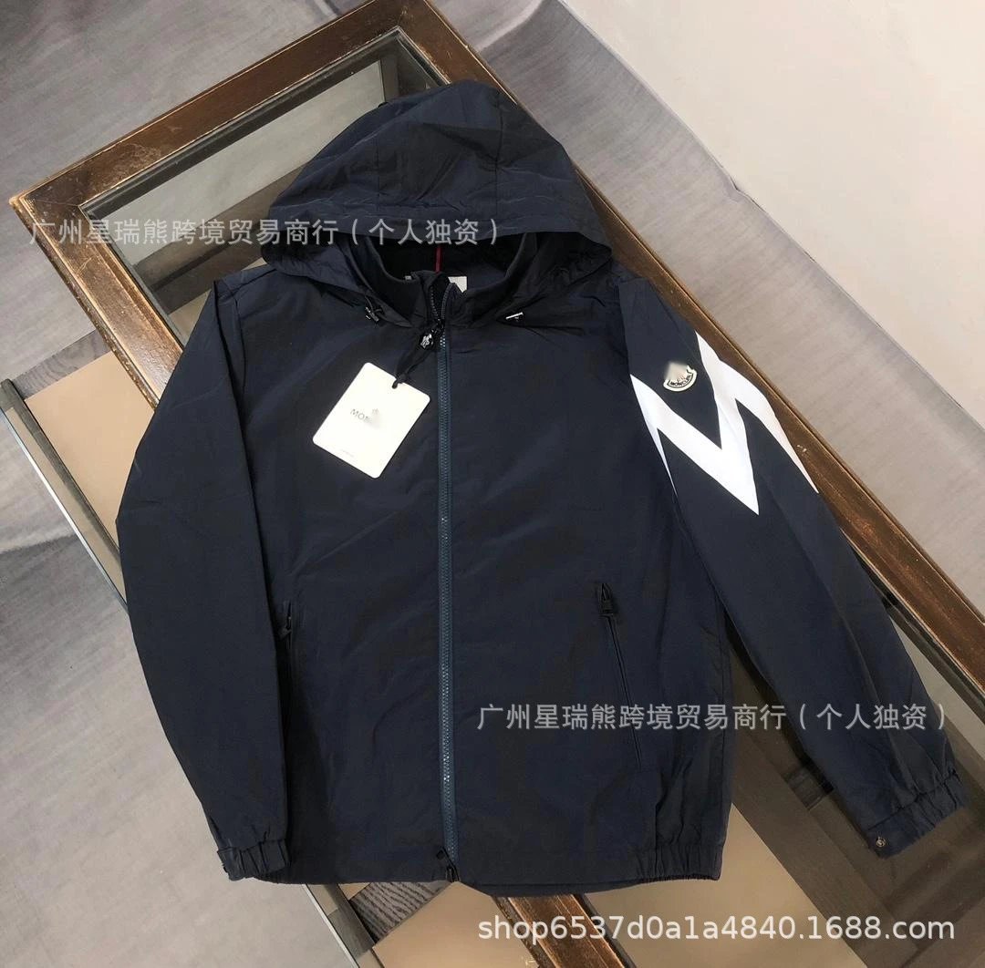 Moncler T-Shirts 4TS002 Graphic Logo — blue