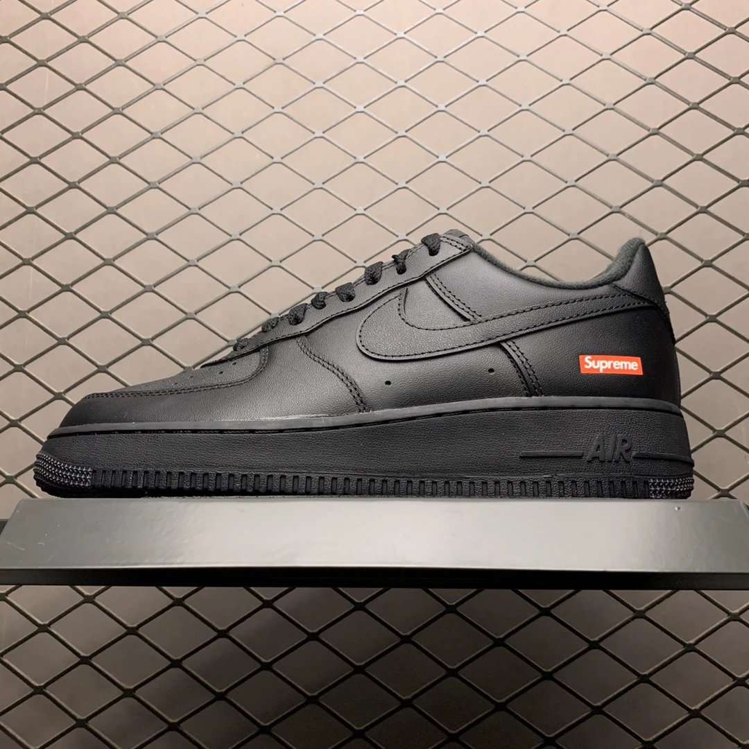 CU9225 001 Black Suede