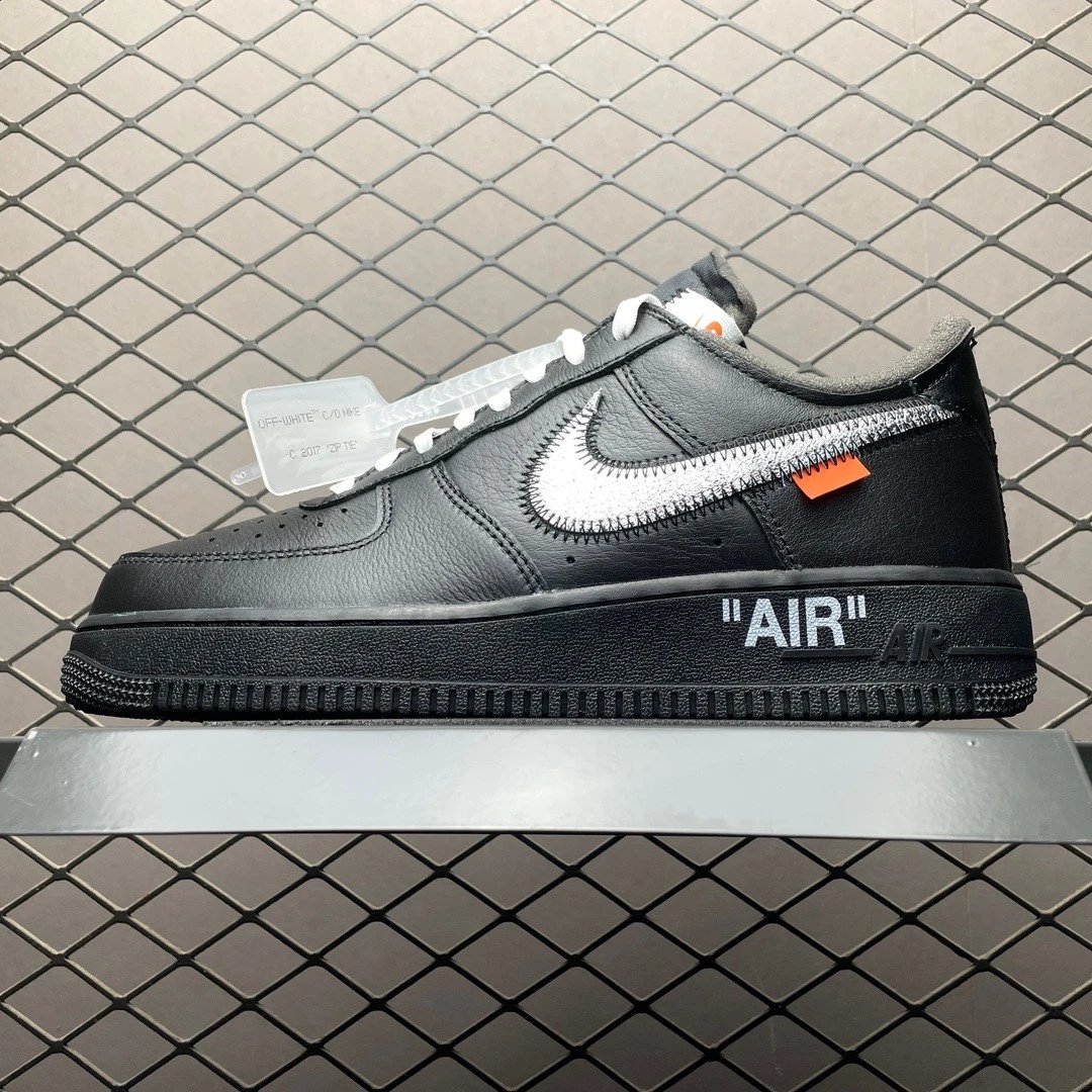 AV5210 001 Offwhite Black