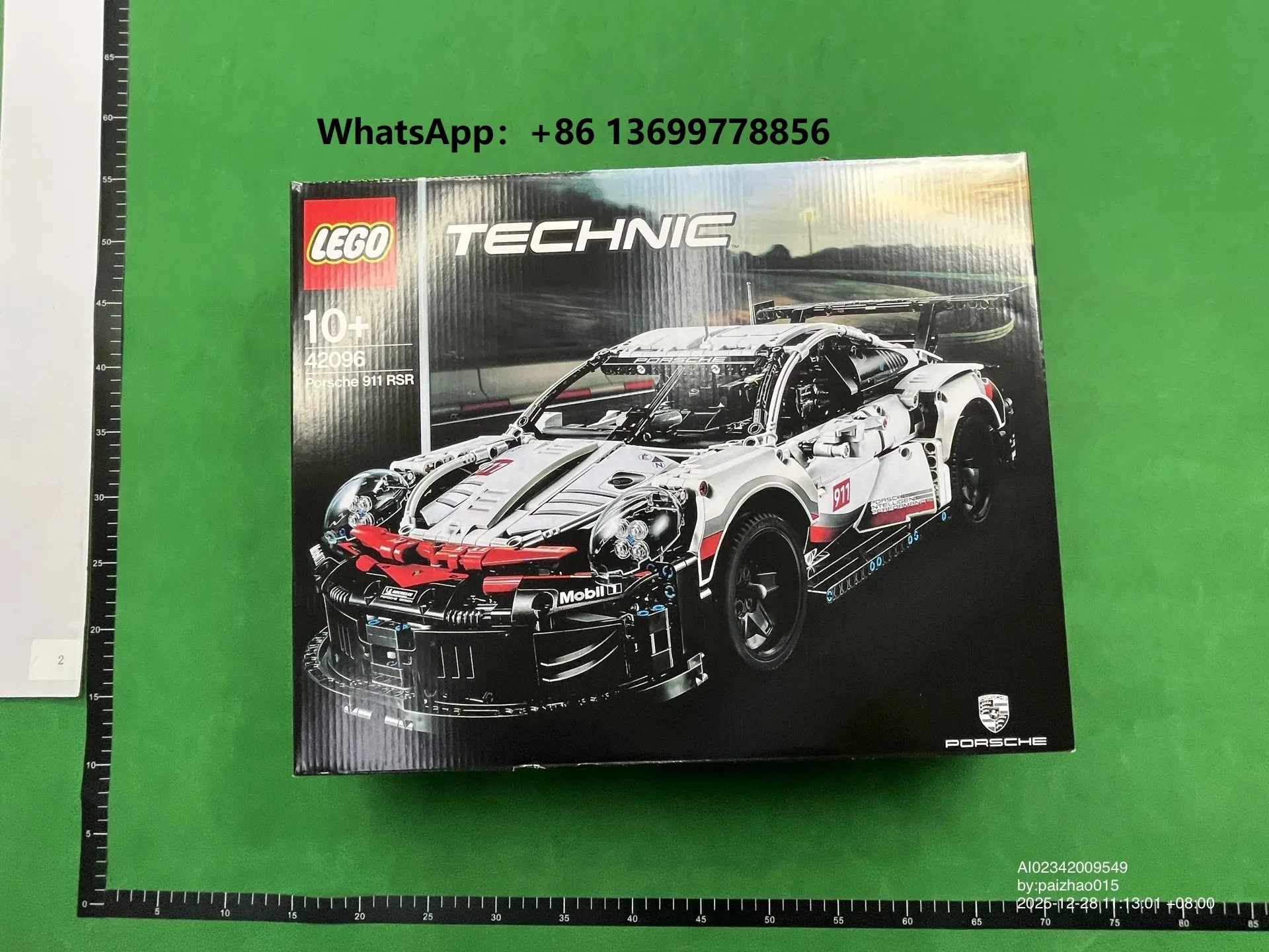 40 different models of LEGO, some with logo and some without logo. The box is prone to damage during transportation, so returns and exchanges are not supported