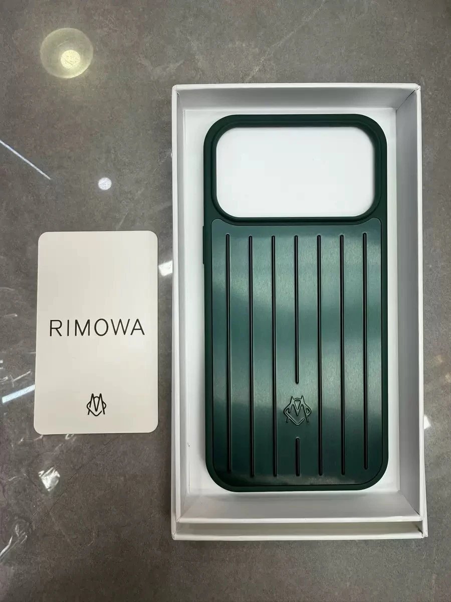 Green - with packaging