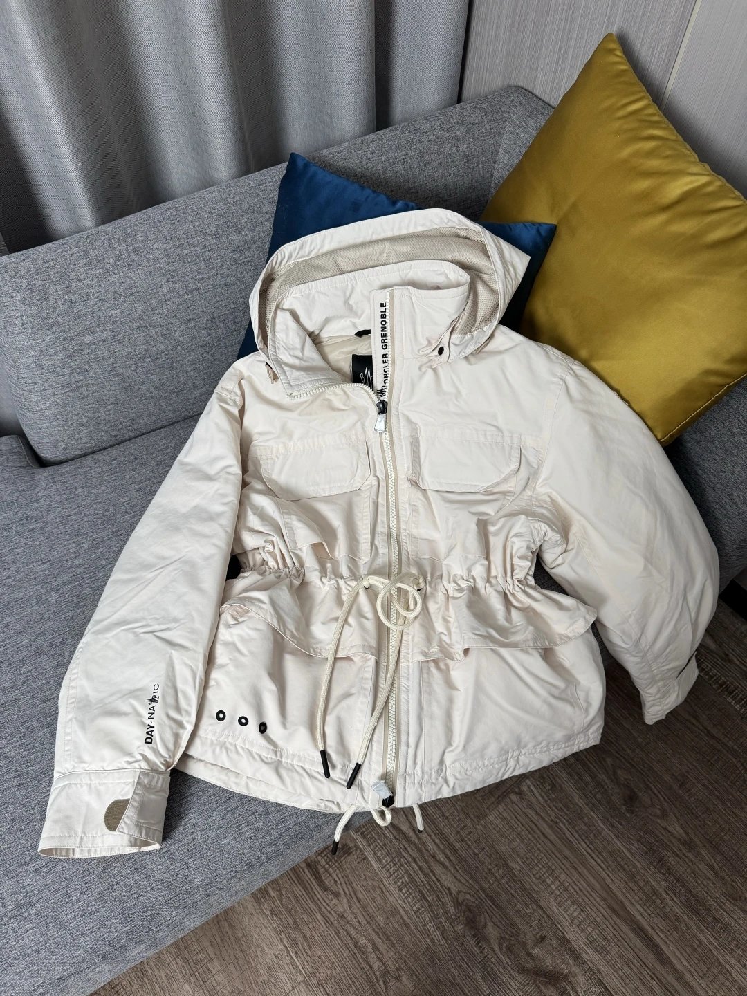 white SKU image