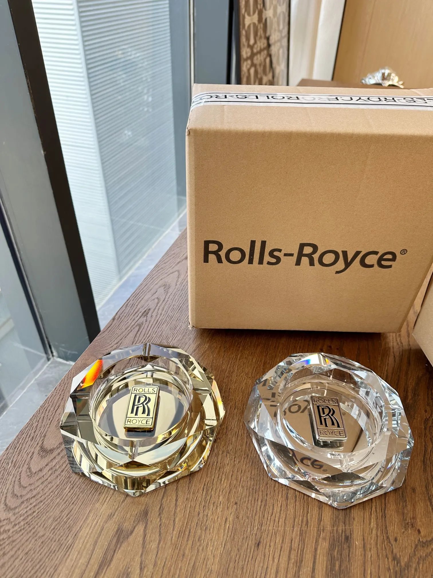 081316 kele crystal ashtray