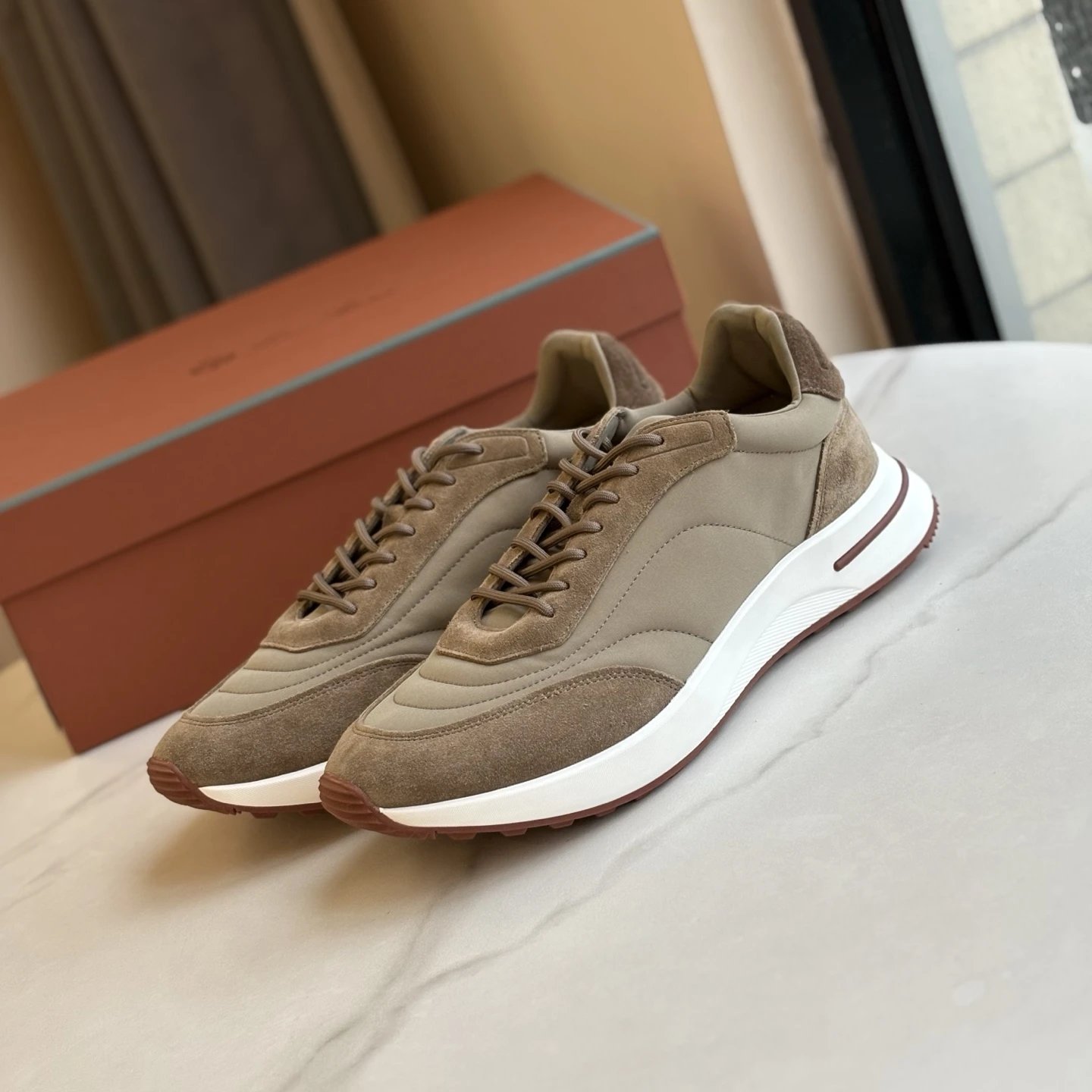 Beige beige