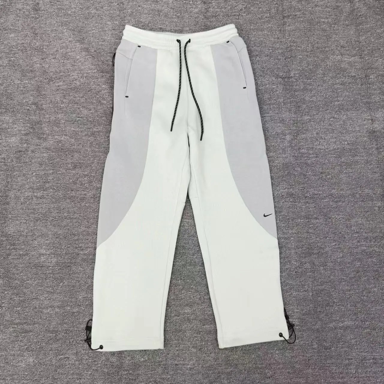 Nike Sweatpants Tech Fleece Paneled White Grey