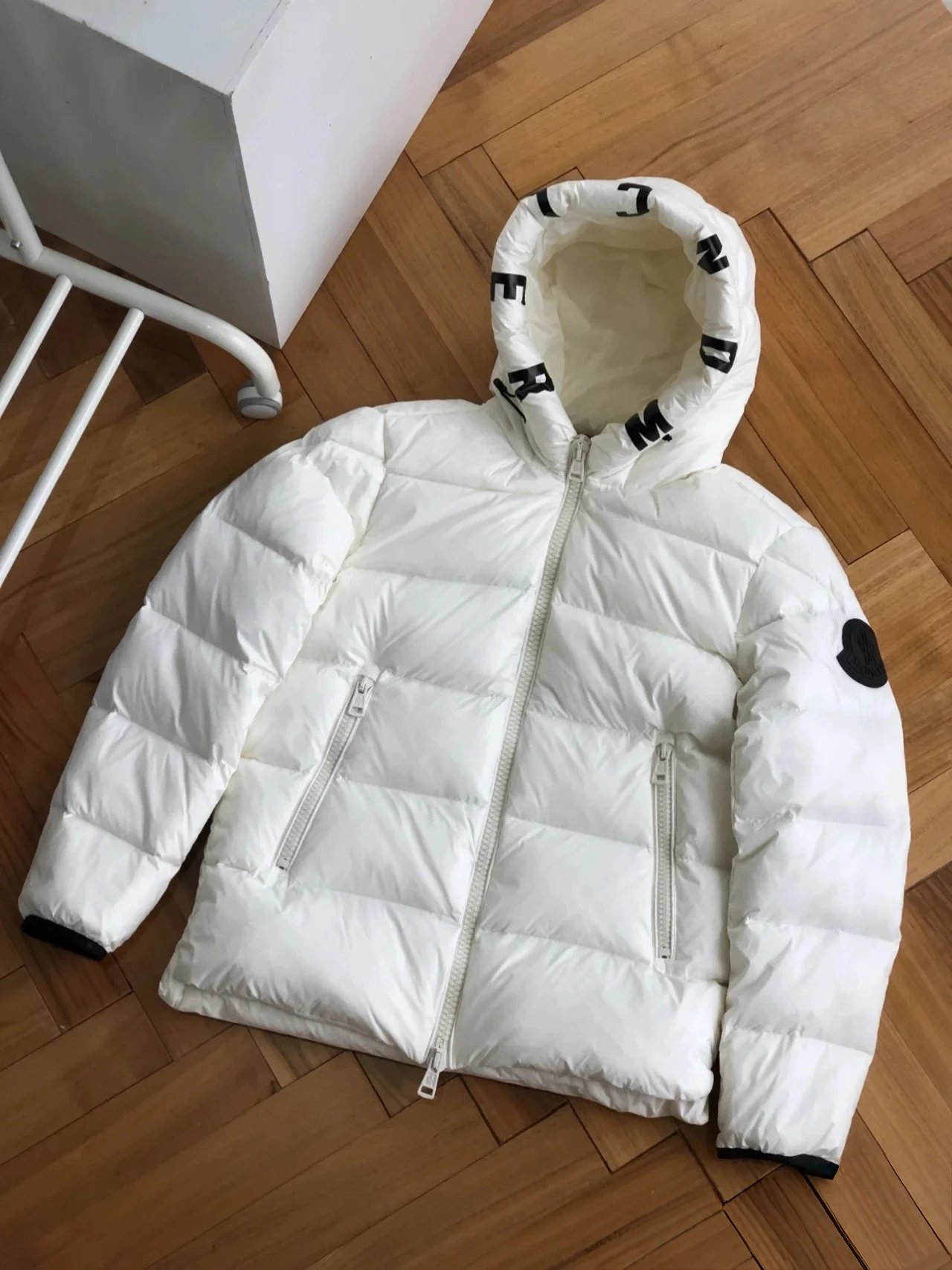 Mengjia Brand Hat