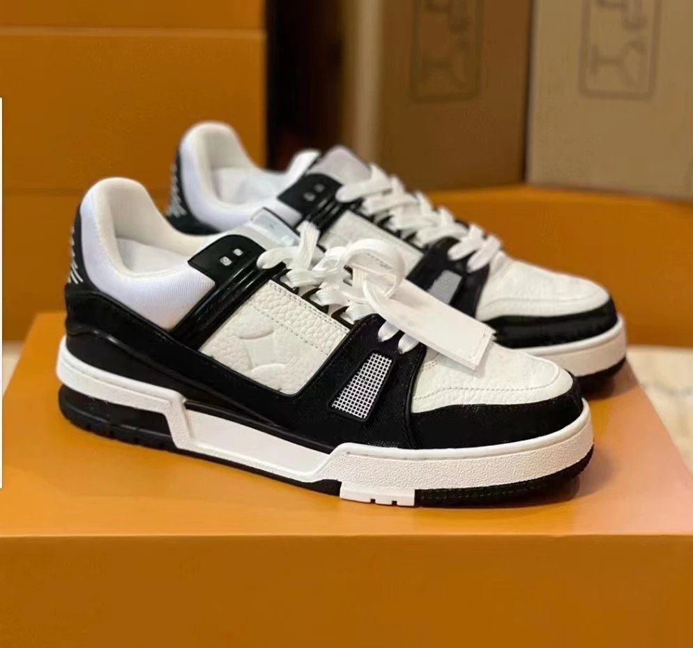 Authentic High-Luxury Version Hollow Sole Craftsmanship Small White Board Shoes Cow Leather Black White Cement Unisex Sneakers