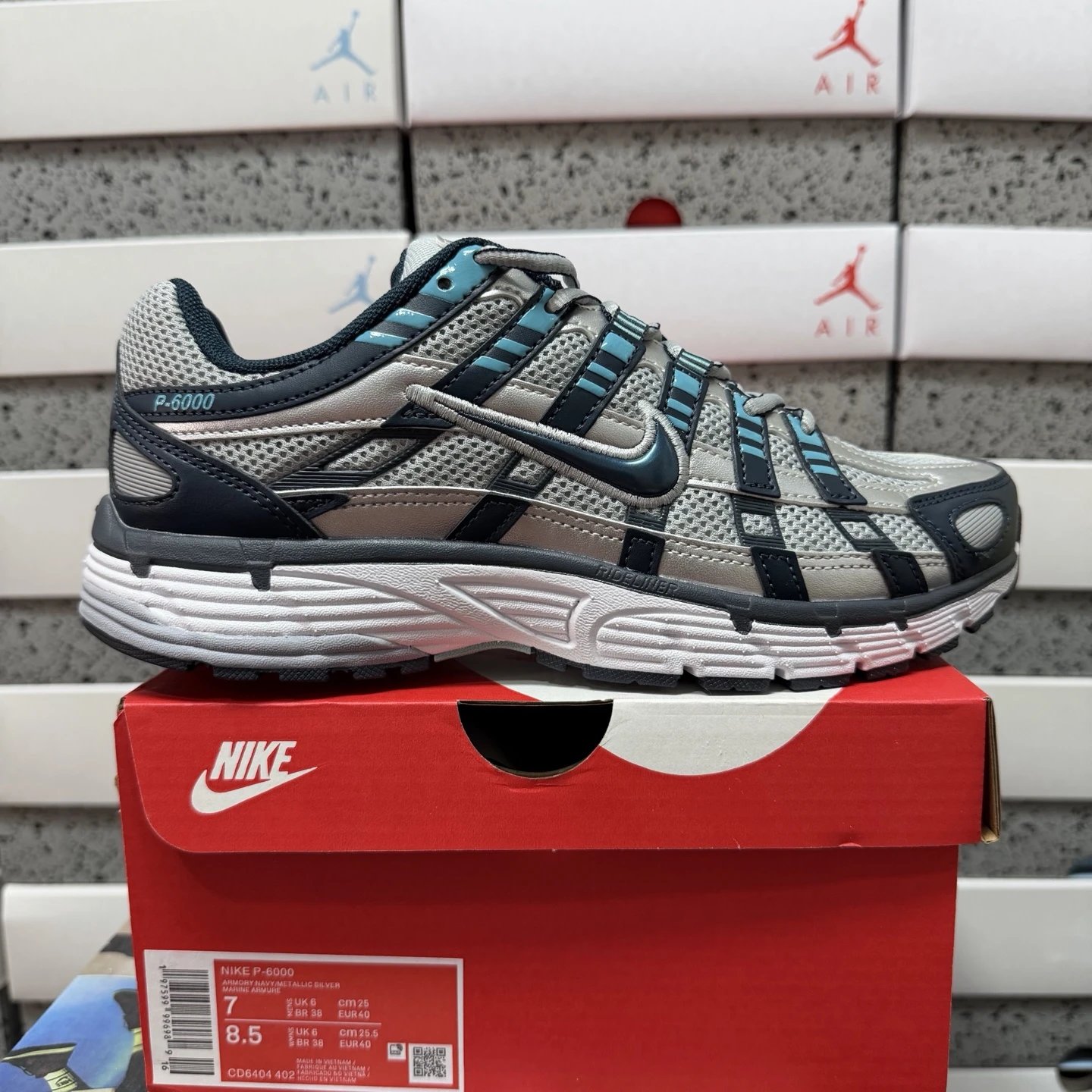 Navy blue CD6404-402 (39-47.5)