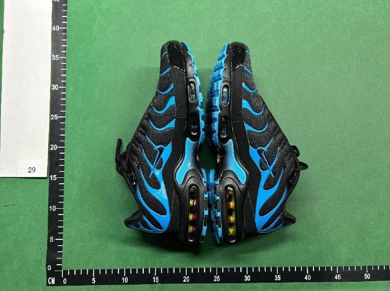 Nike Air Max Plus White Navy Red Sneakers - 6